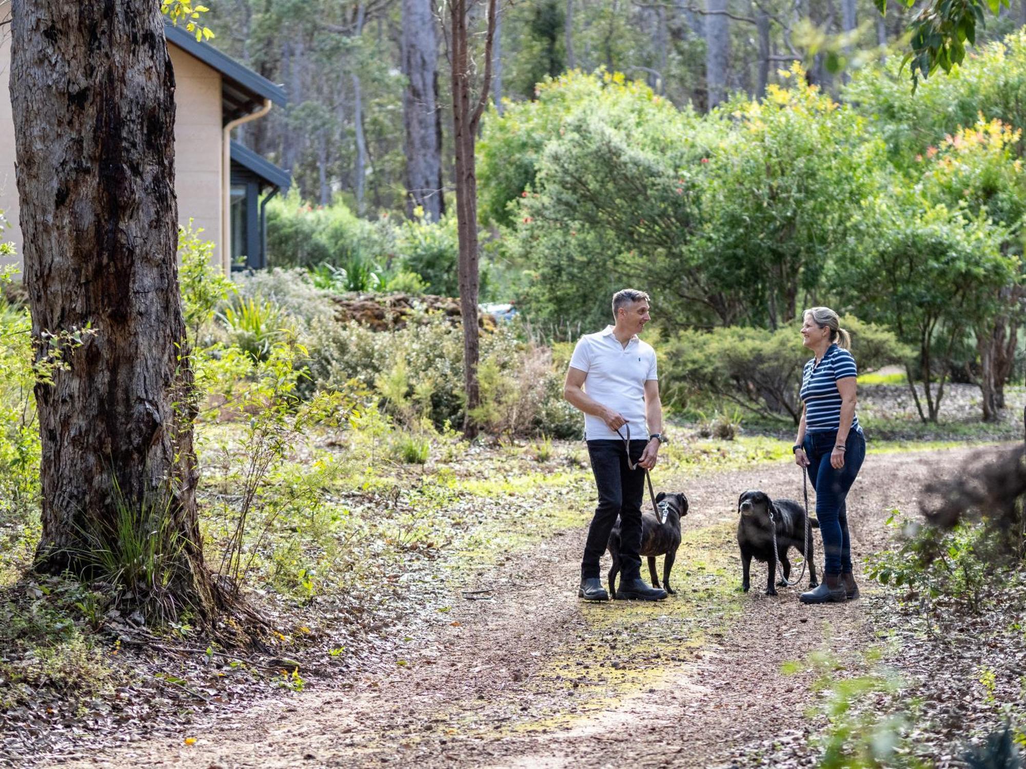 Jarrah Grove Forest Retreat - Adults Only Luxury Chalet Rosa Glen Екстер'єр фото