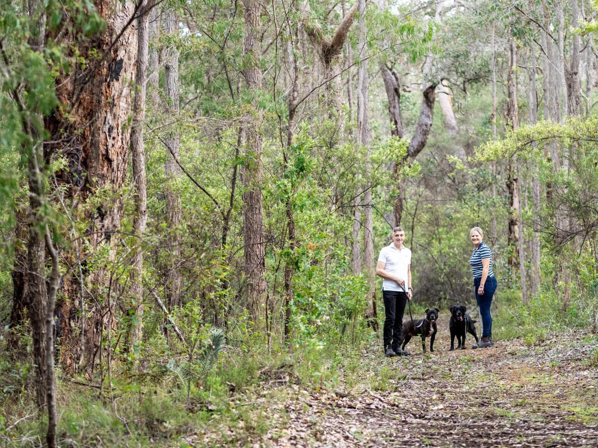Jarrah Grove Forest Retreat - Adults Only Luxury Chalet Rosa Glen Екстер'єр фото